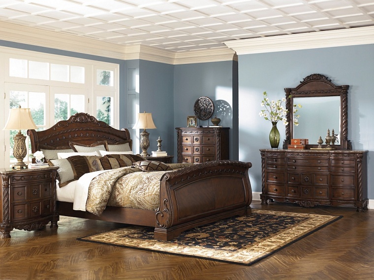 Кровать King Sleigh  (спальное место 1,95*2.05m)